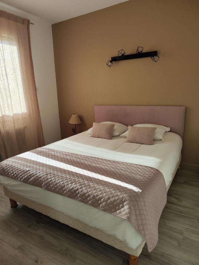 Hotel Le Sporting Beaumont-sur-Leze Zewnętrze zdjęcie