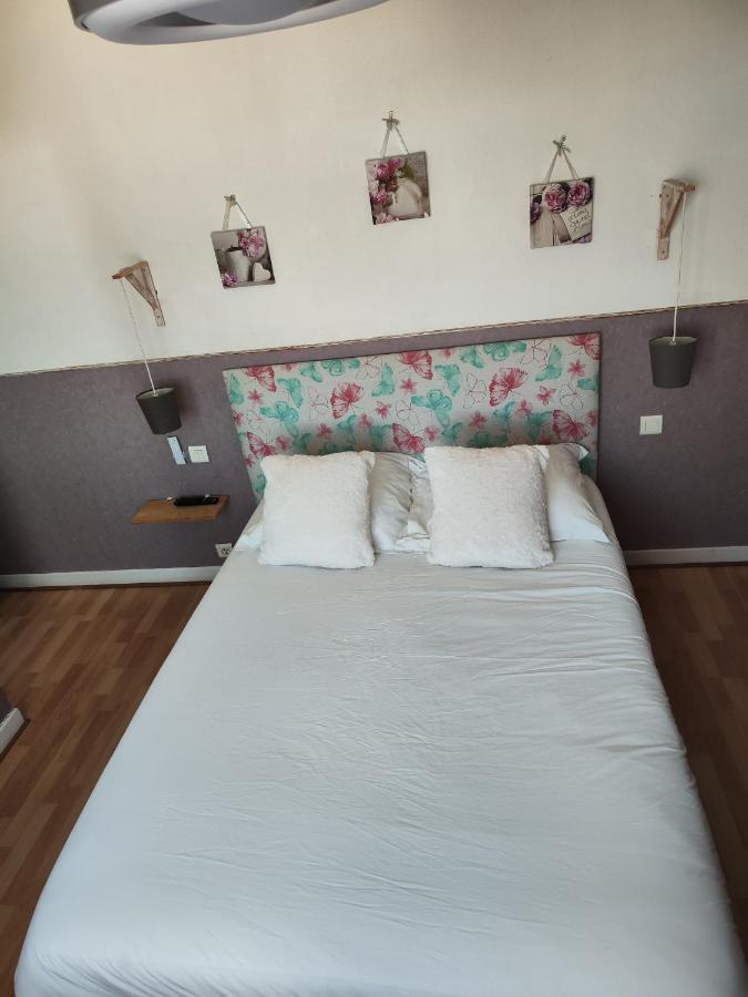 Hotel Le Sporting Beaumont-sur-Leze Zewnętrze zdjęcie